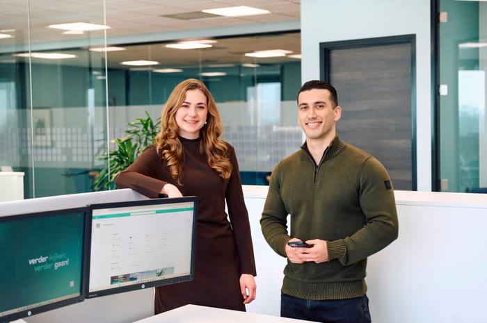 Collega's op kantoor